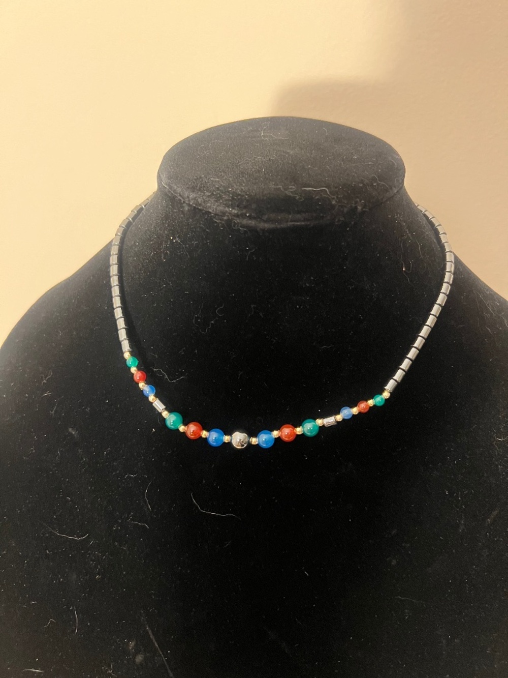 Round Colored and silver bead necklace